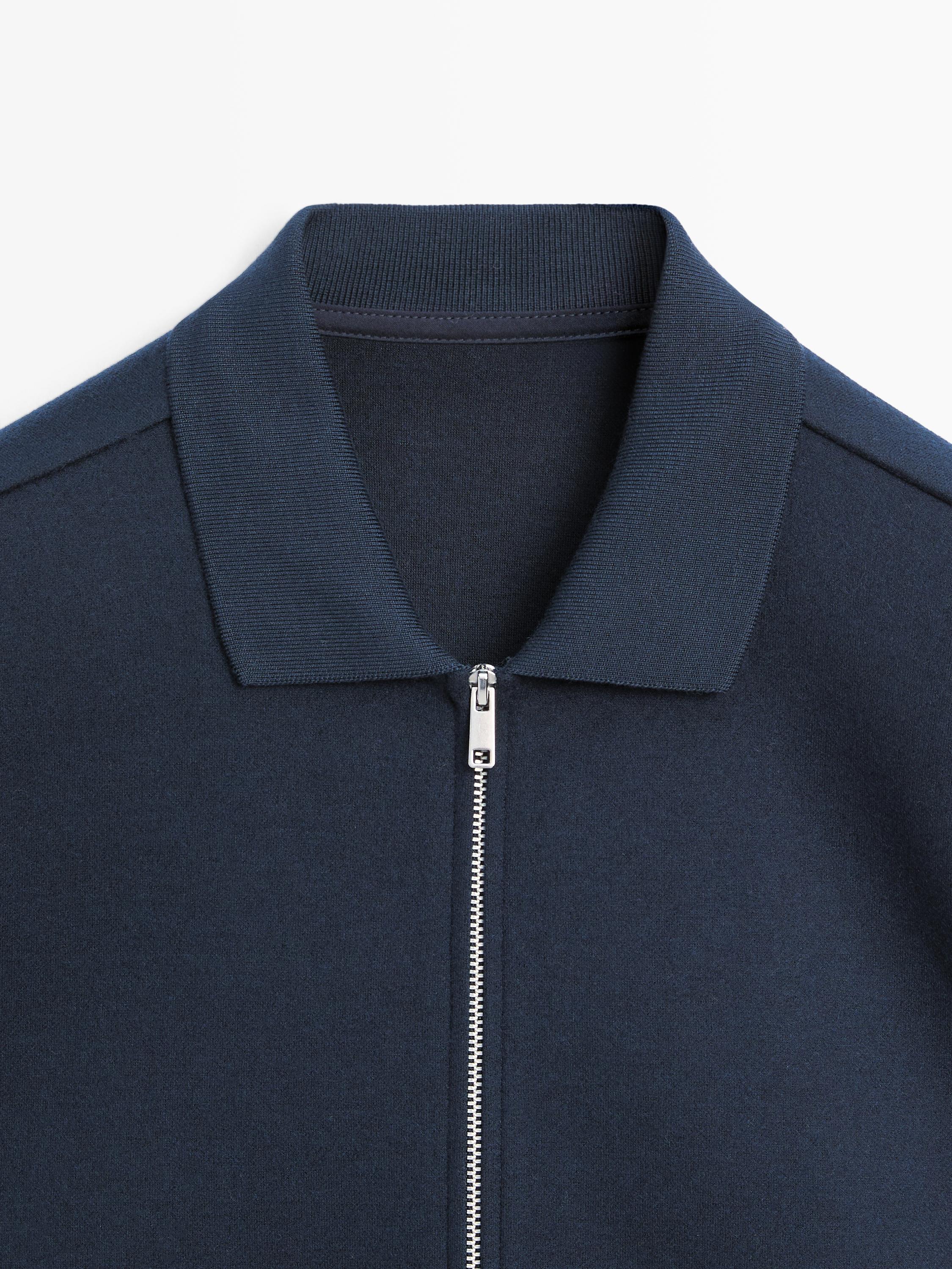 Zip-up jacket with collar detail
